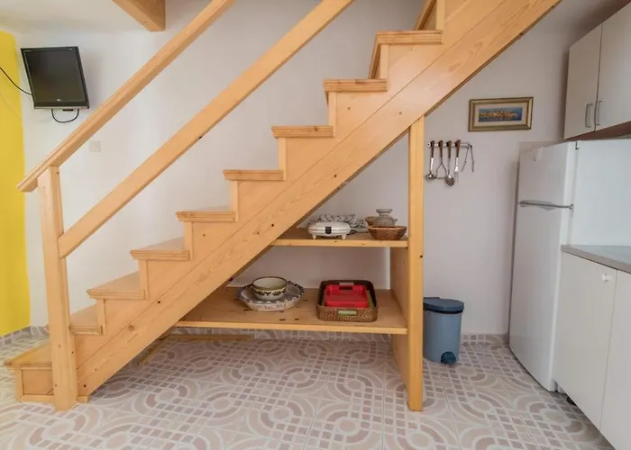 Rustica Apartment Vrbnik (Primorje-Gorski Kotar)